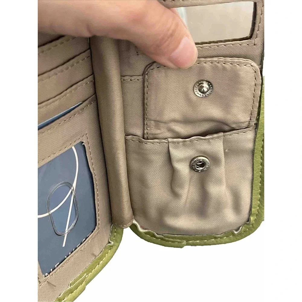 NINE WEST Green Wristlet Cell Phone Case Organizer  ID‎